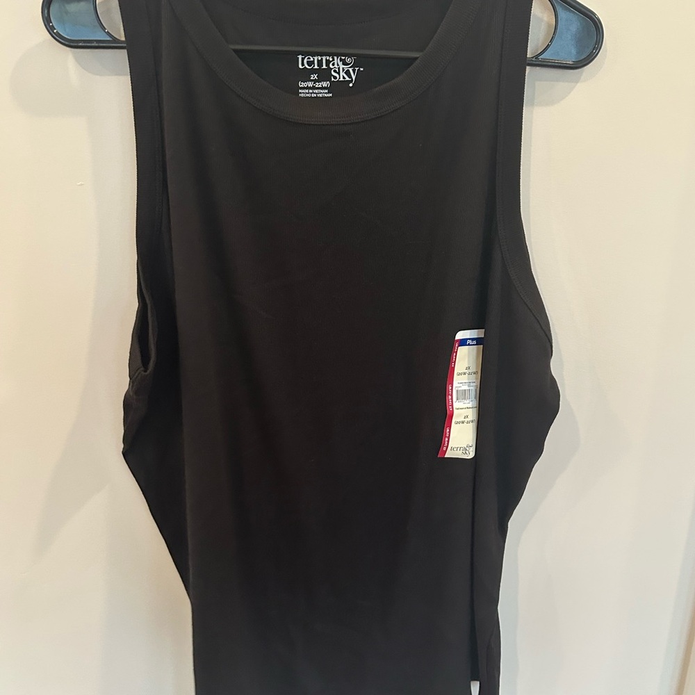 Terra & Sky Women's Elegant Black Tank Top
